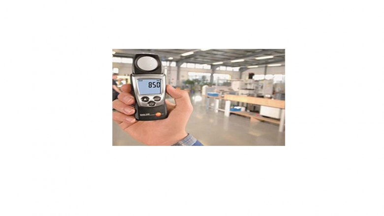 لوکس متر چیست؟